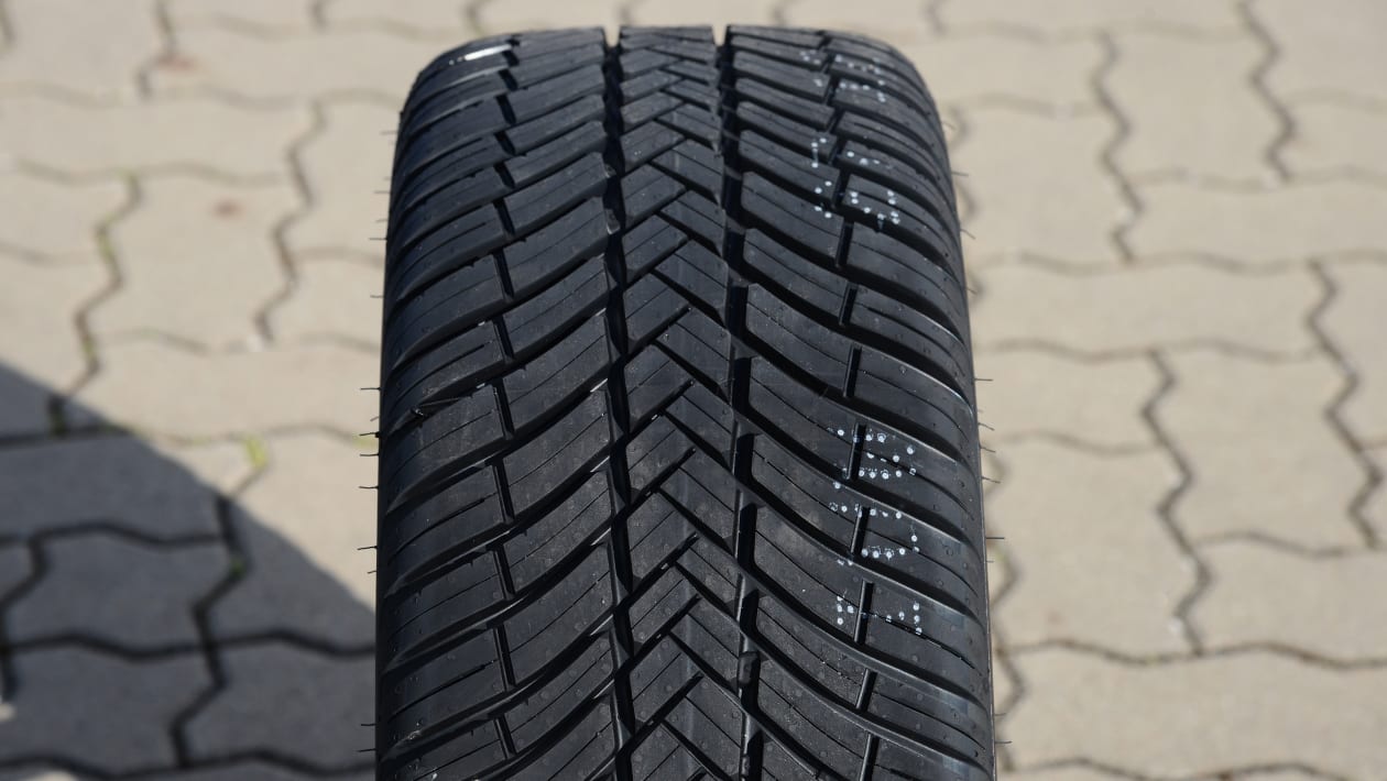 avon-as7-all-season-all-season-tyre-test-2022-auto-express